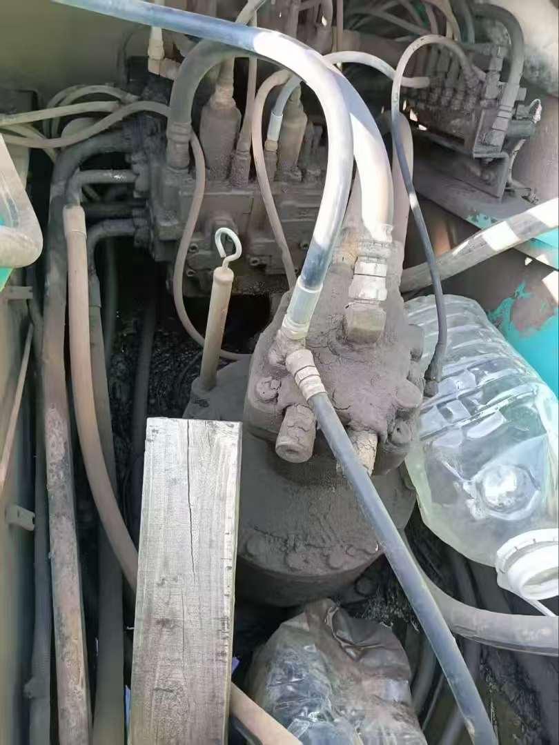 Buy Kobelco SK260 Used Excavator / 7