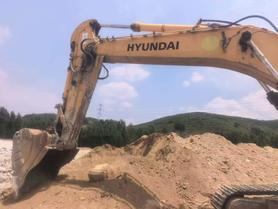 Buy Hyundai R385LC-9 Used Excavator / 4 Buy Hyundai R385LC-9 Used Excavator / 4
