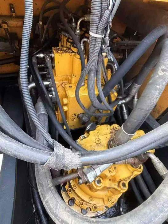 Buy Hyundai R215-7 Used Excavator / 1