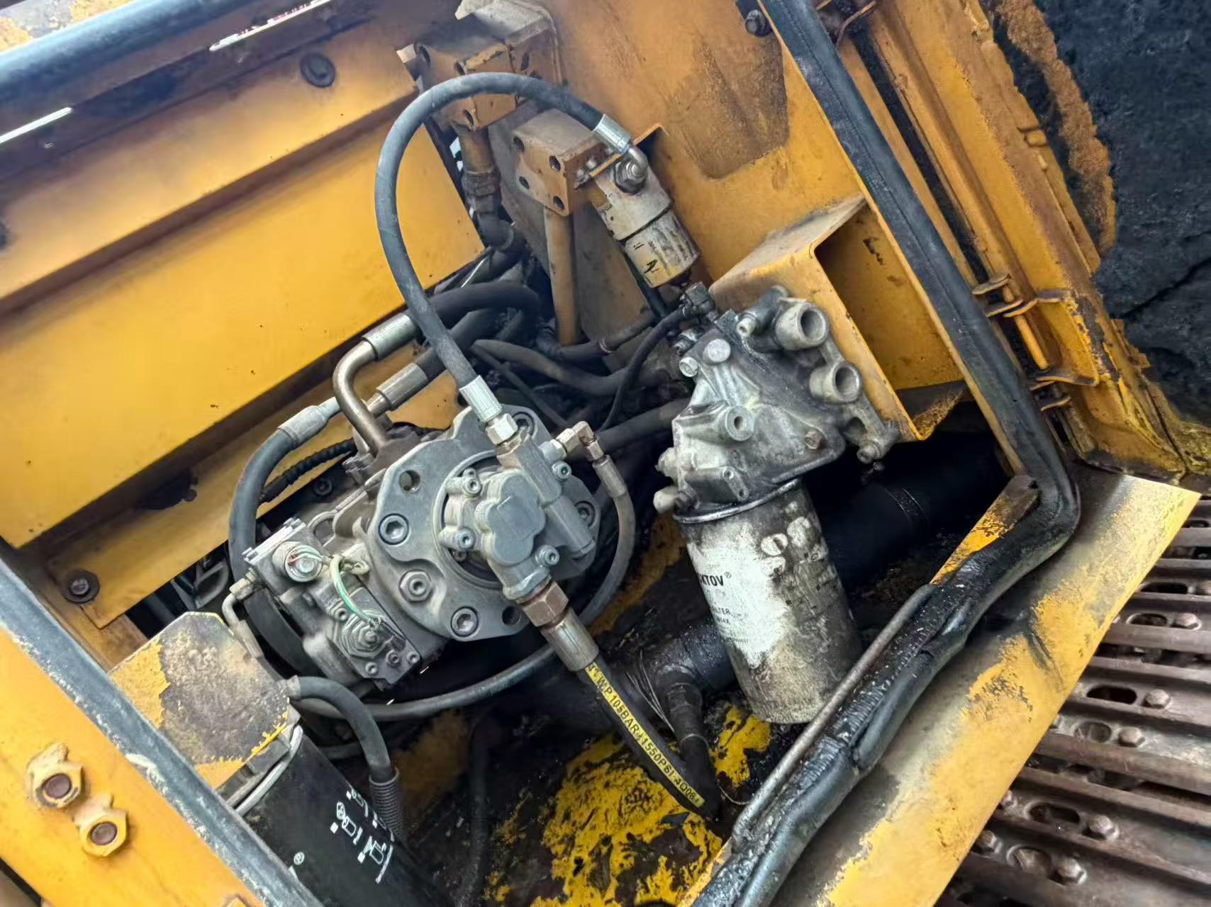 Buy Sany SY135 Used Excavator / 6
