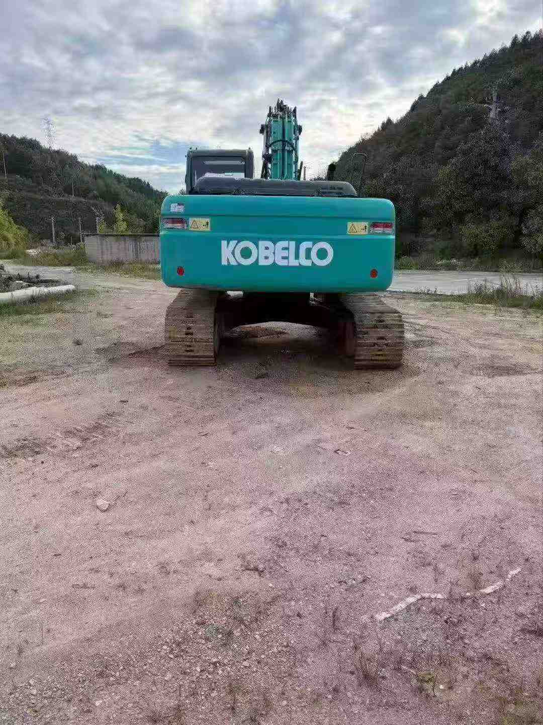 Buy Kobelco SK210 Used Excavator / 6