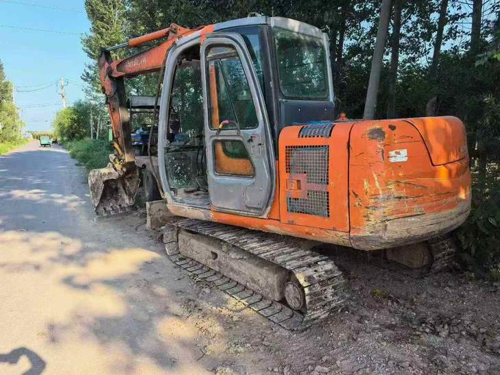 Buy Hitachi ZX60 Used Excavator / 1