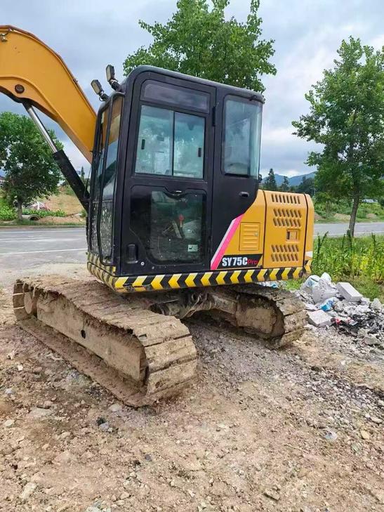 Buy Sany SY75 Used Excavator / 1