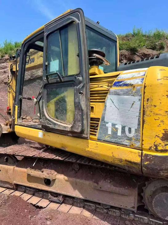 Buy Komatsu PC110-7 Used Excavator / 1