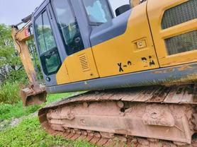 Buy XCMG XE205DA Used Excavator / 6 Buy XCMG XE205DA Used Excavator / 6