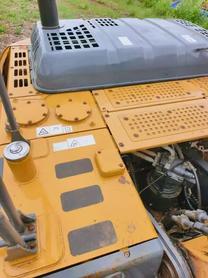 Buy XCMG XE205DA Used Excavator / 3 Buy XCMG XE205DA Used Excavator / 3