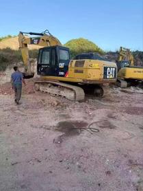 Buy Caterpillar Used Excavator / 3 Buy Caterpillar Used Excavator / 3