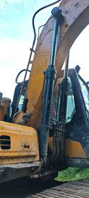 Buy Sany SY135 Used Excavator / 4 Buy Sany SY135 Used Excavator / 4