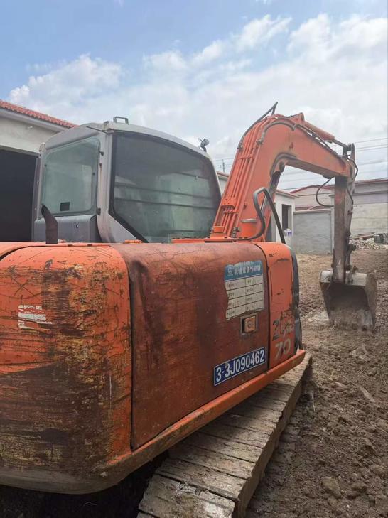 Buy Hitachi ZX60 Used Excavator / 1