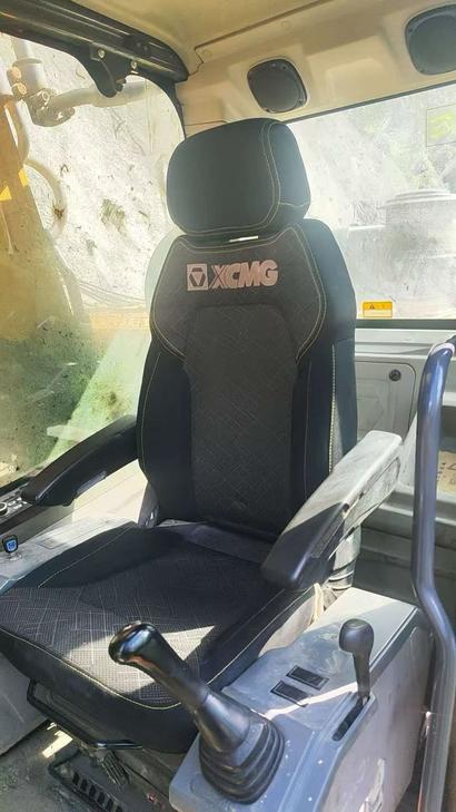 Buy XCMG XE370 Used Excavator / 1