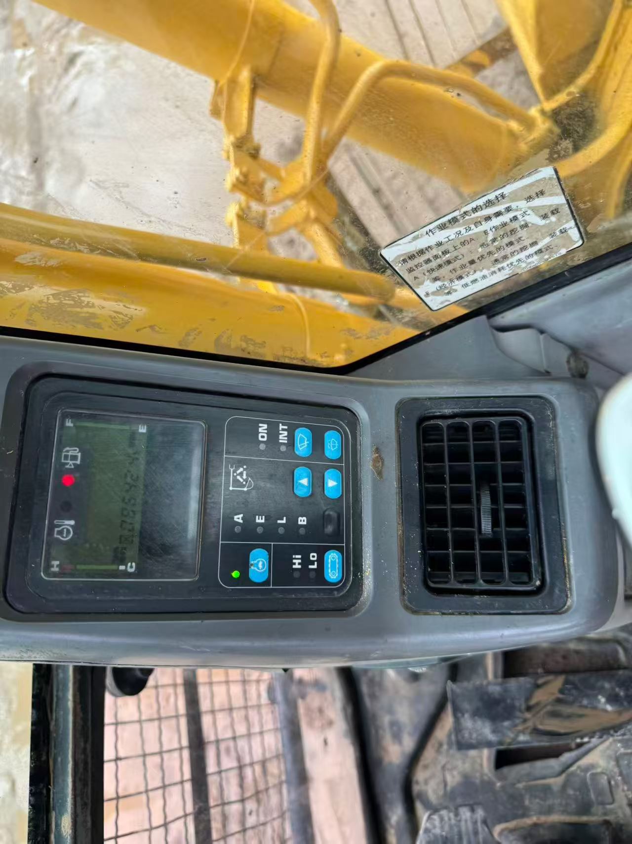 Buy Komatsu PC130-7 Used Excavator / 4 Buy Komatsu PC130-7 Used Excavator / 4