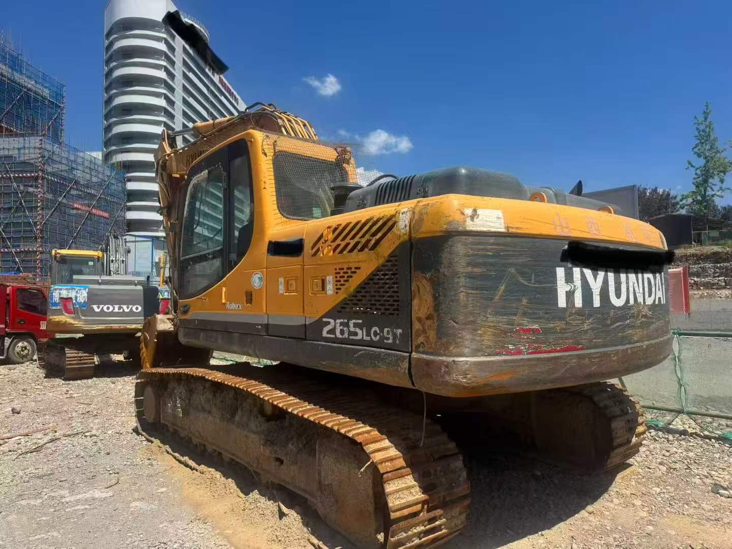 Buy Hyundai R225-7 Used Excavator / 2
