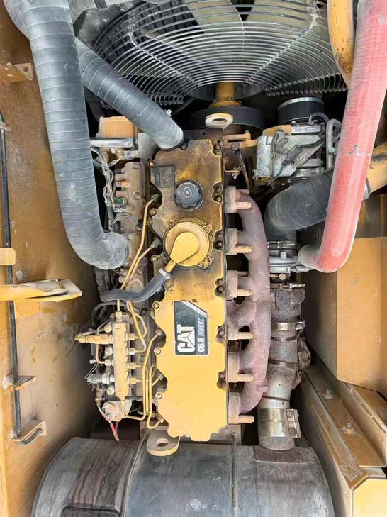 Buy Caterpillar 320D Used Excavator / 1