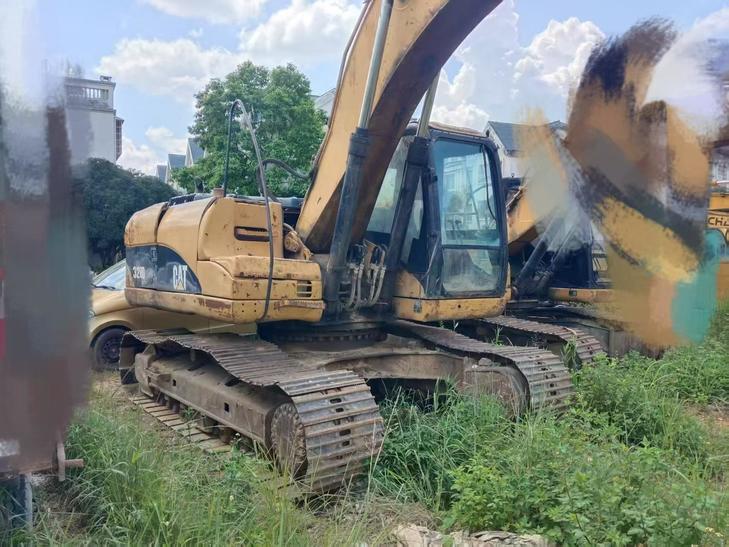 Buy Caterpillar 320D Used Excavator / 1