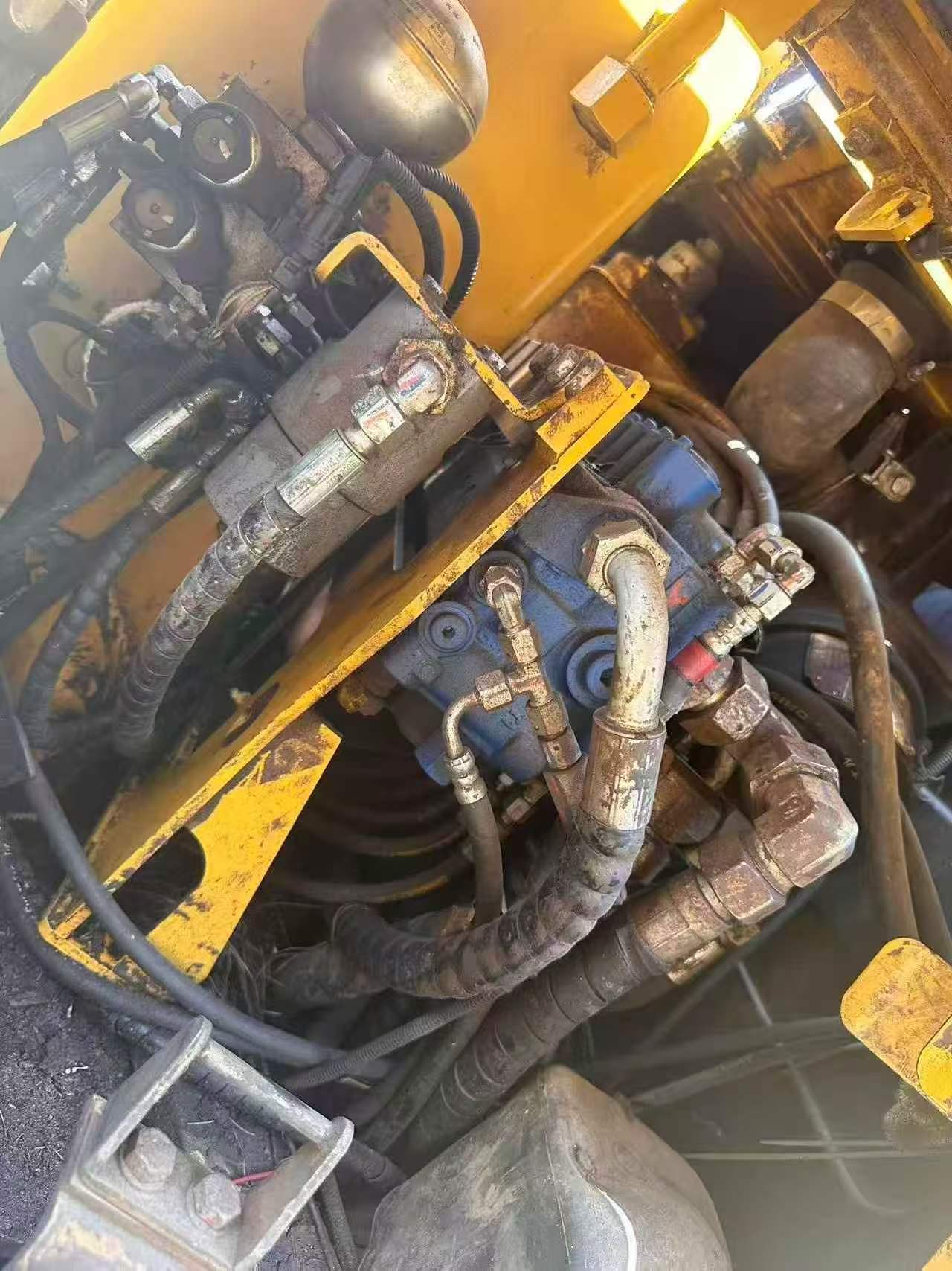 Buy Sany SY60 Used Excavator / 8