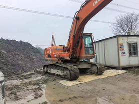 Buy Doosan DH215-7 Used Excavator / 5 Buy Doosan DH215-7 Used Excavator / 5