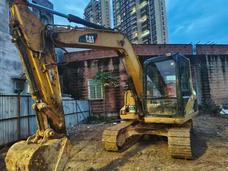Buy Caterpillar 307C Used Excavator / 1
