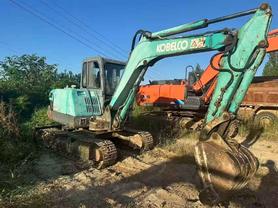 Buy Kobelco SK60 Used Excavator / 4 Buy Kobelco SK60 Used Excavator / 4