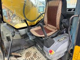 Buy Komatsu PC200-7 Used Excavator / 4 Buy Komatsu PC200-7 Used Excavator / 4