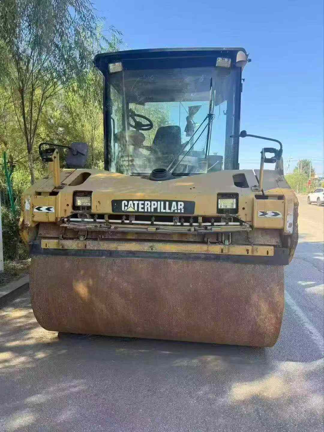 Buy Caterpillar Used Excavator / 4