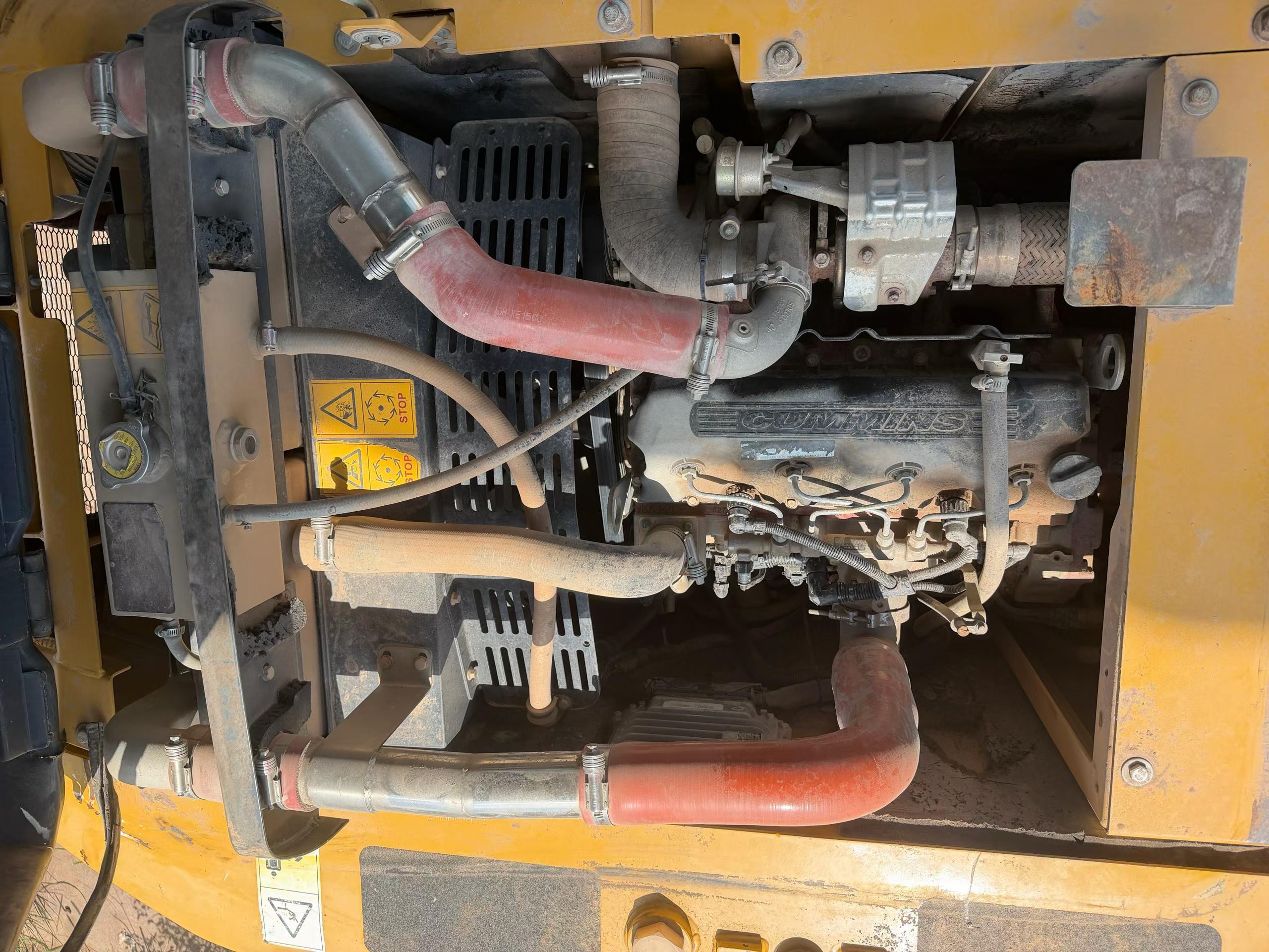 Buy XCMG XE135B Used Excavator / 4