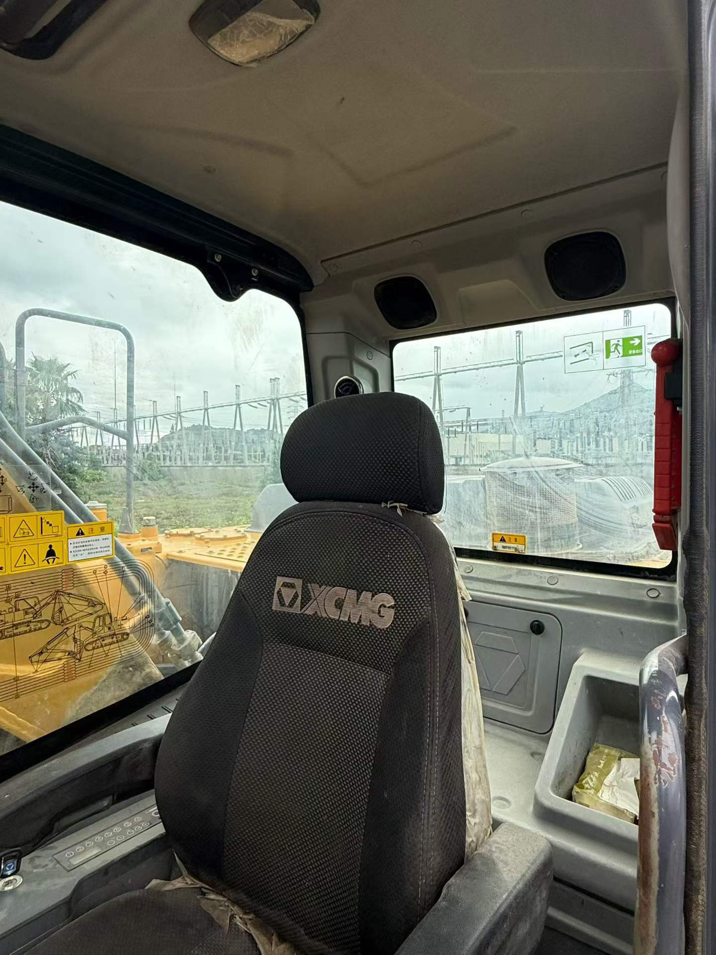 Buy XCMG XE200 Used Excavator / 8