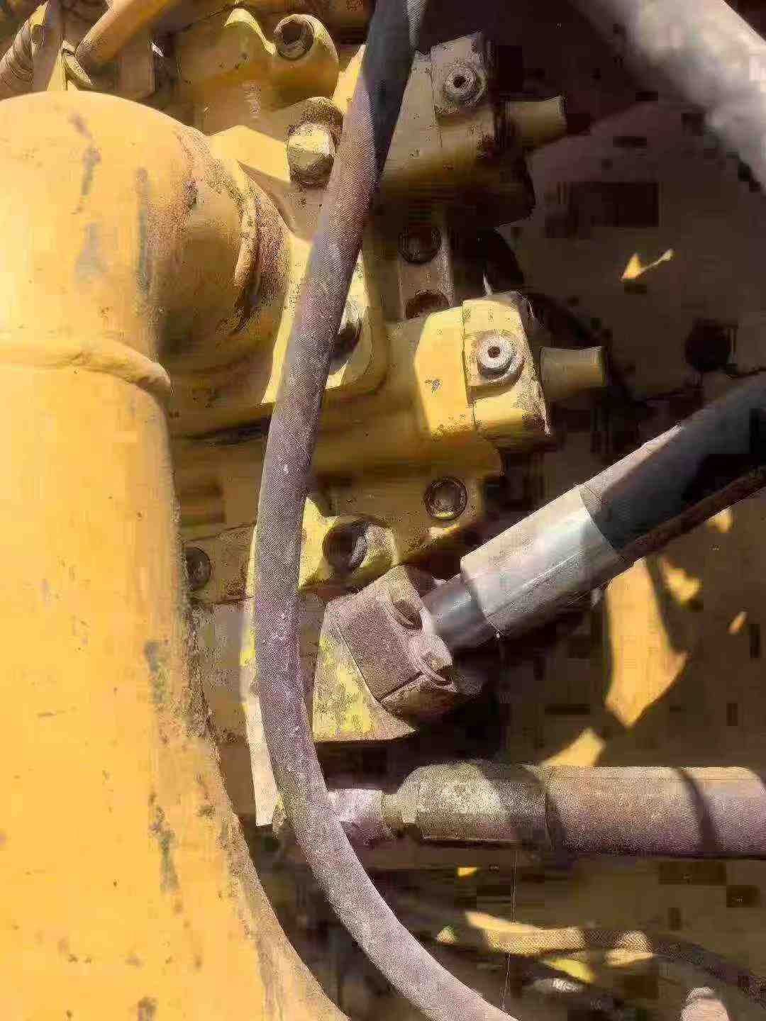 Buy Caterpillar 330C Used Excavator / 4