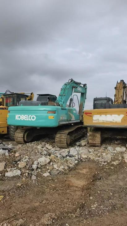 Buy Kobelco SK380D Used Excavator / 1