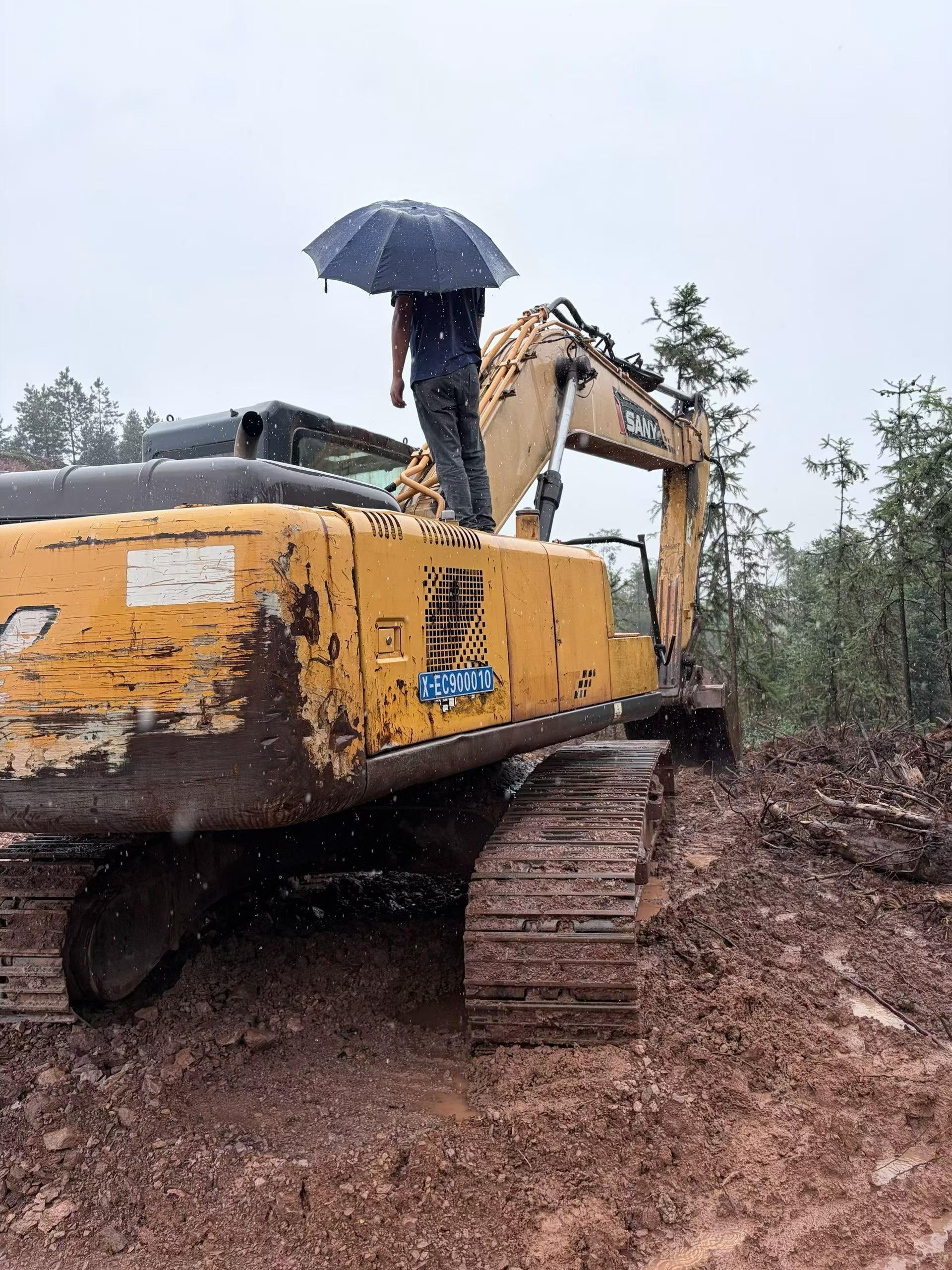 Buy Sany SY195C Used Excavator / 3