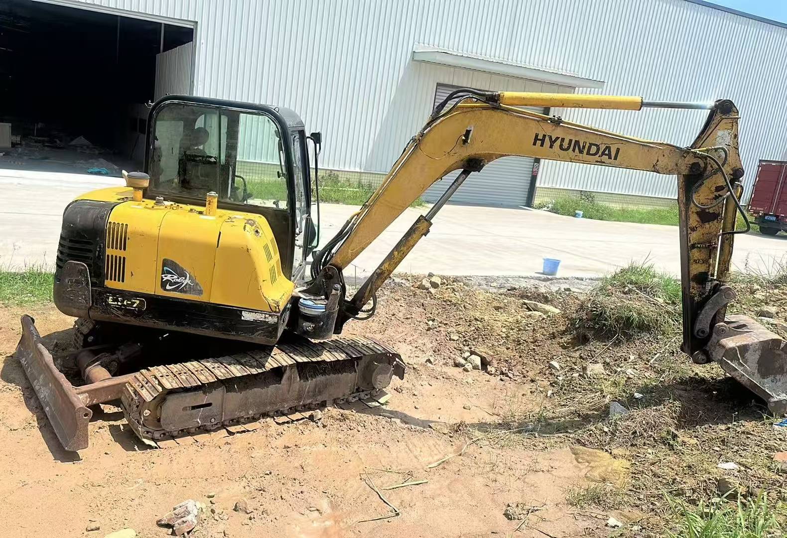 Buy Hyundai HX60 Used Excavator / 3