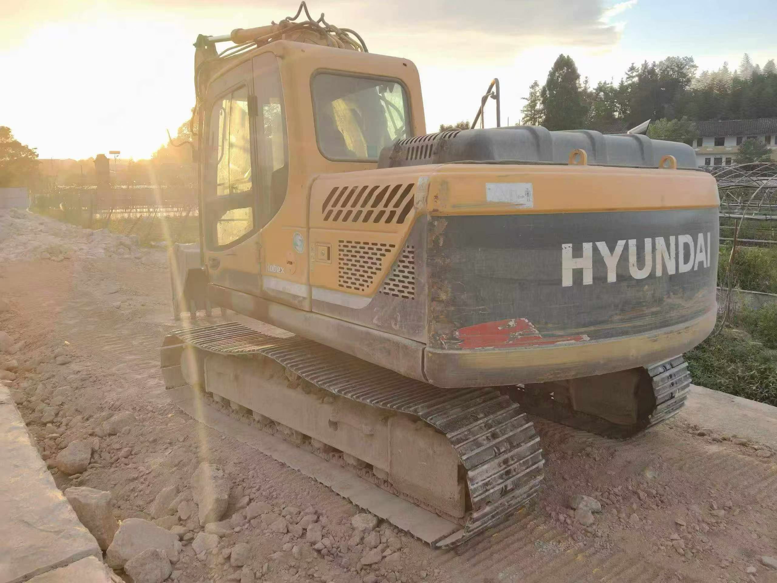 Buy Hyundai R150-7 Used Excavator / 2