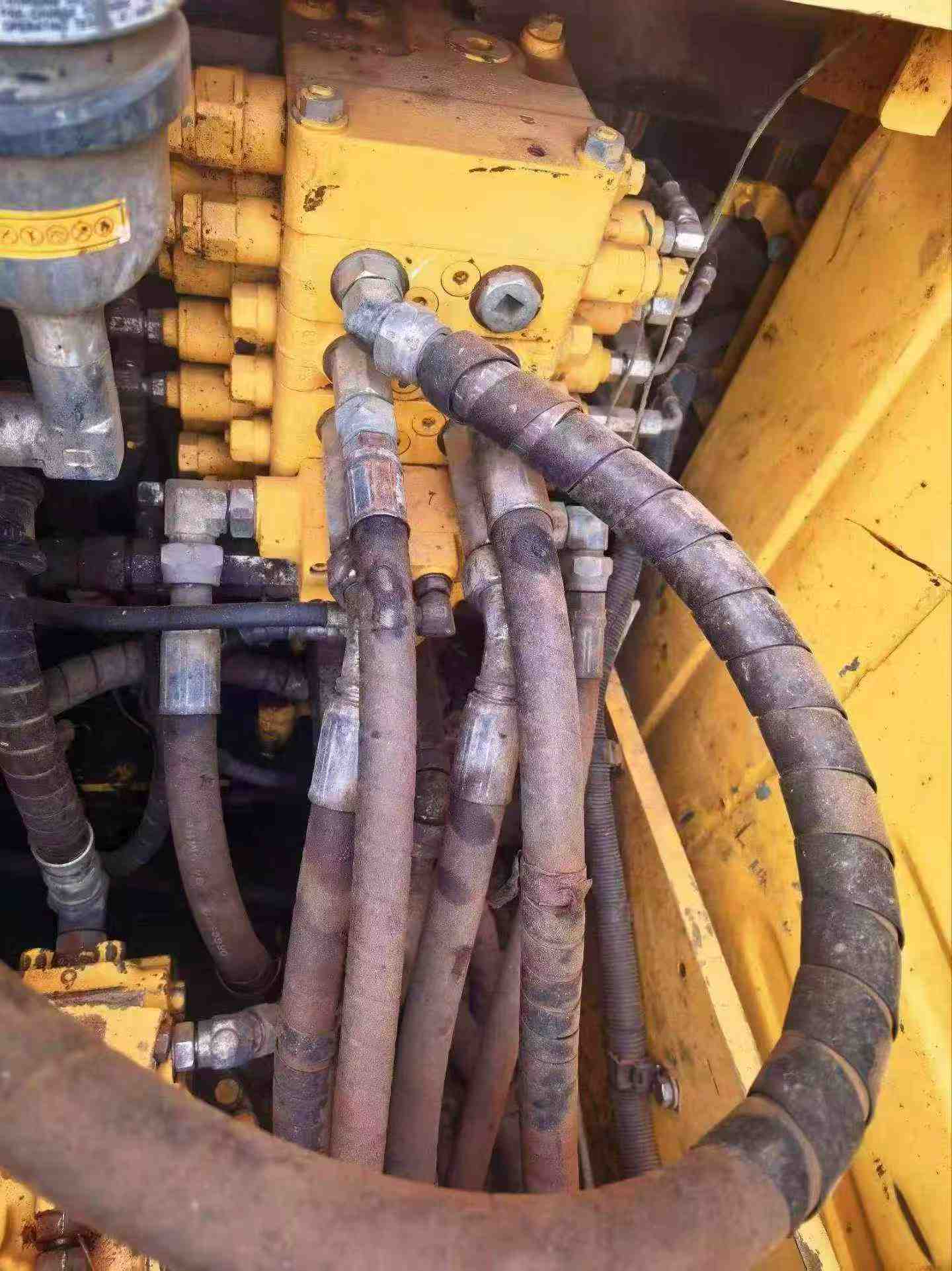 Buy Komatsu PC110-7 Used Excavator / 6