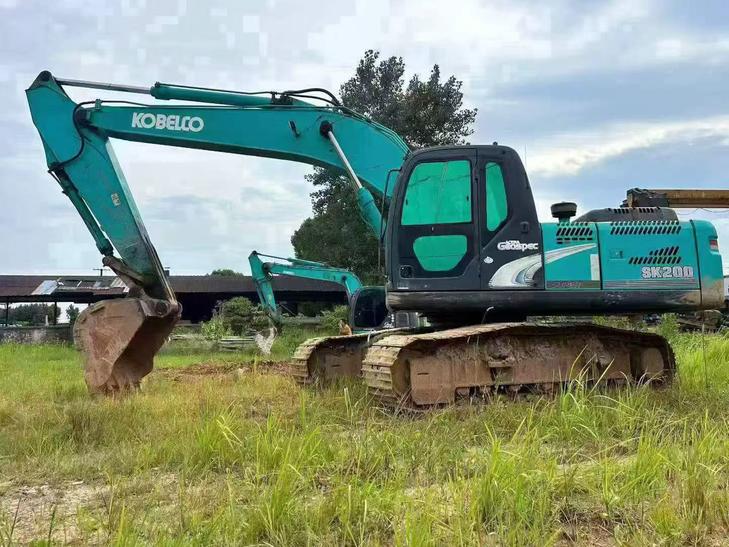 Buy Kobelco SK2008 Used Excavator / 1