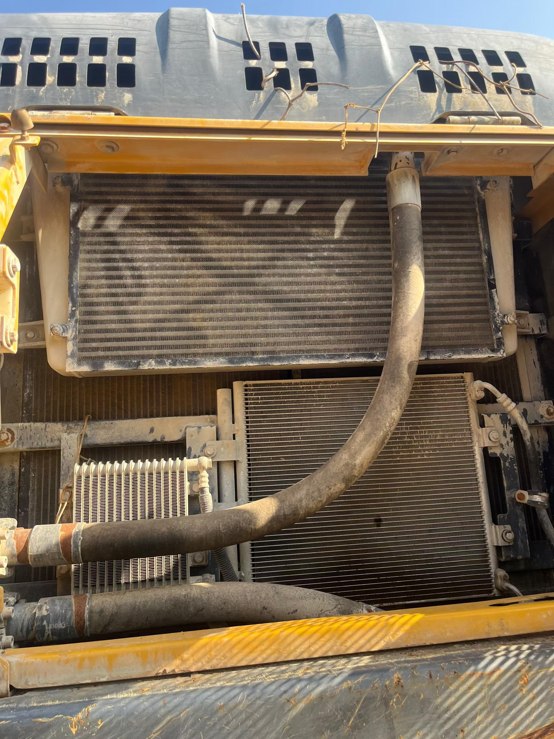 Buy XCMG XE370 Used Excavator / 4