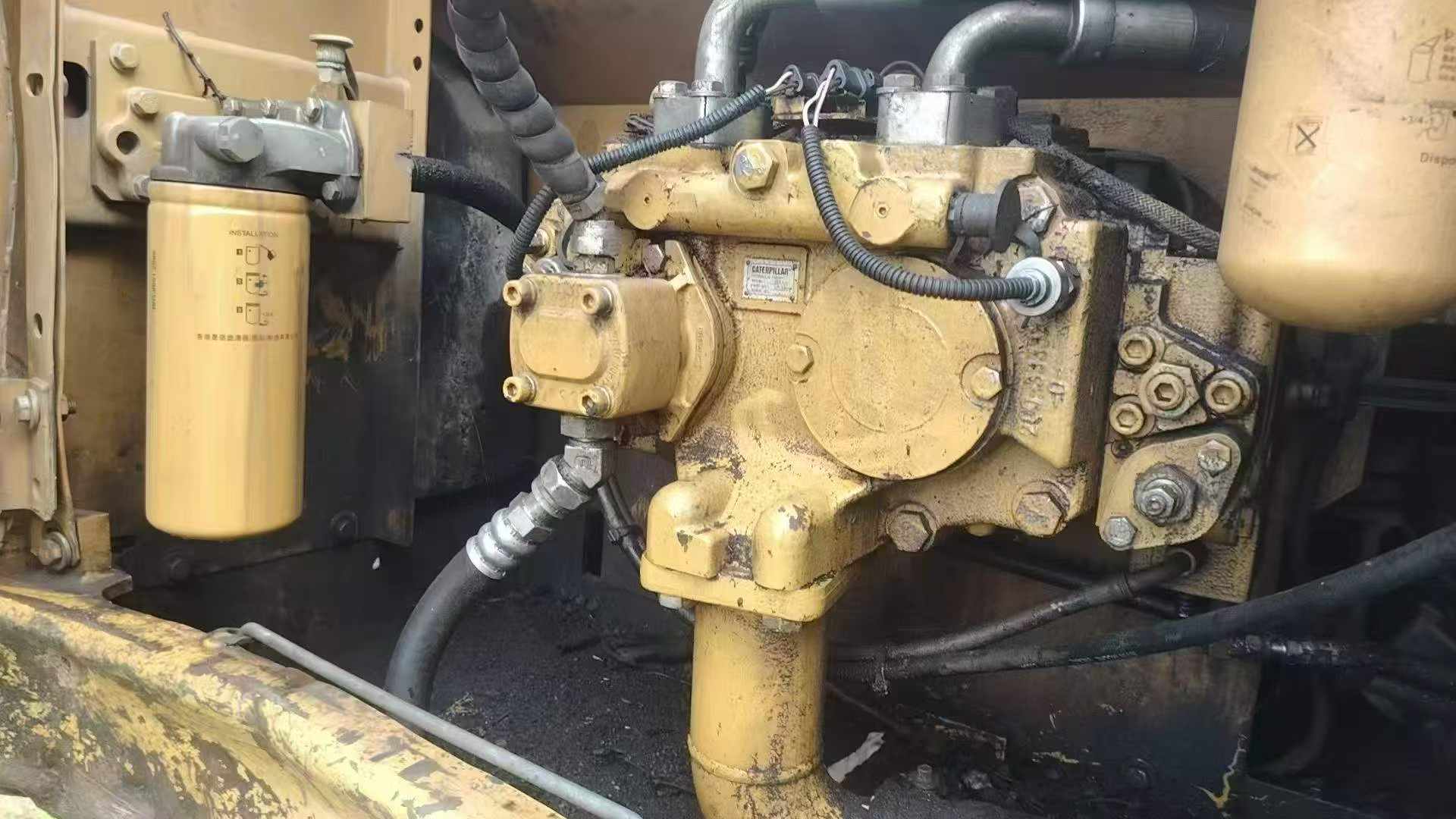 Buy Caterpillar 320D Used Excavator / 5