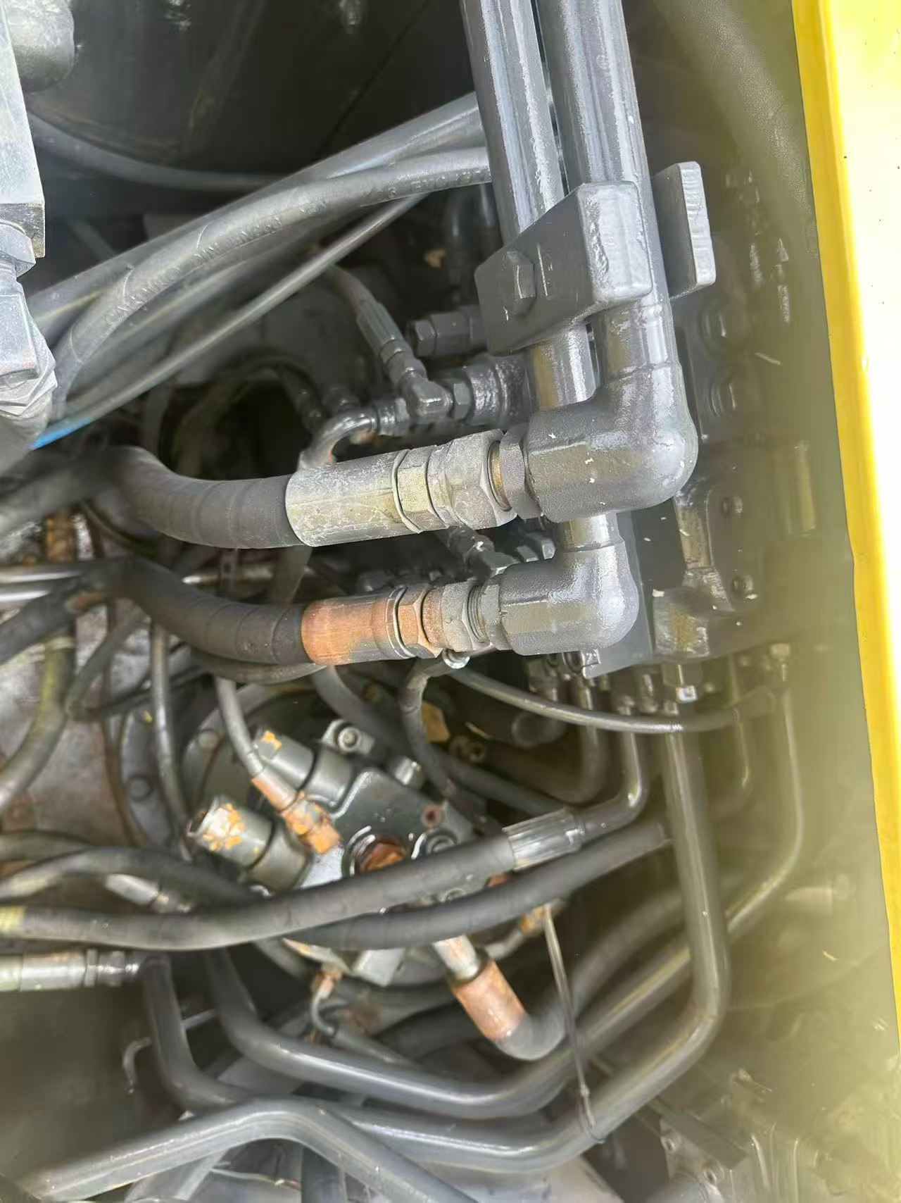 Buy Sumitomo SH120 Used Excavator / 6