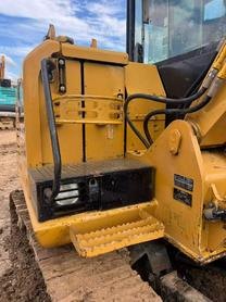 Buy Caterpillar 305.5 Used Excavator / 9 Buy Caterpillar 305.5 Used Excavator / 9