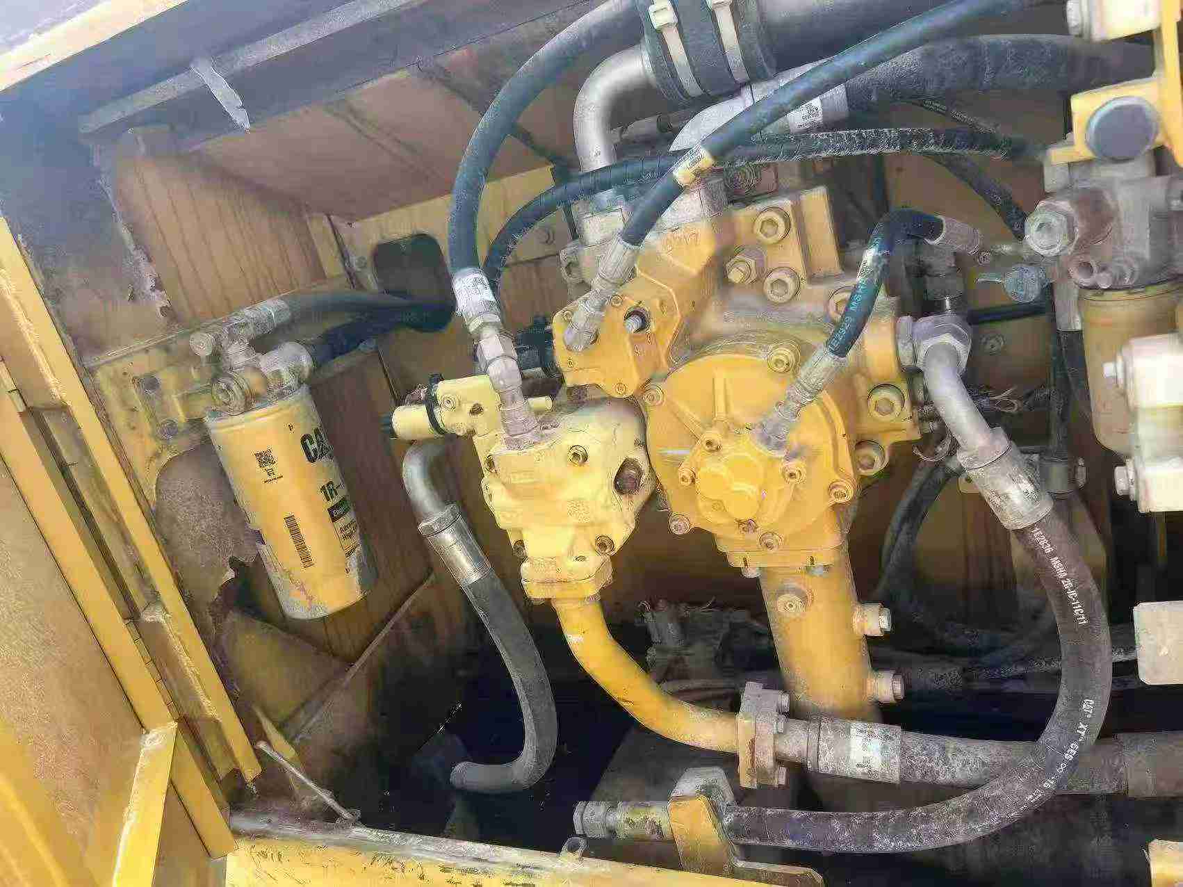 Buy Caterpillar 349E Used Excavator / 6