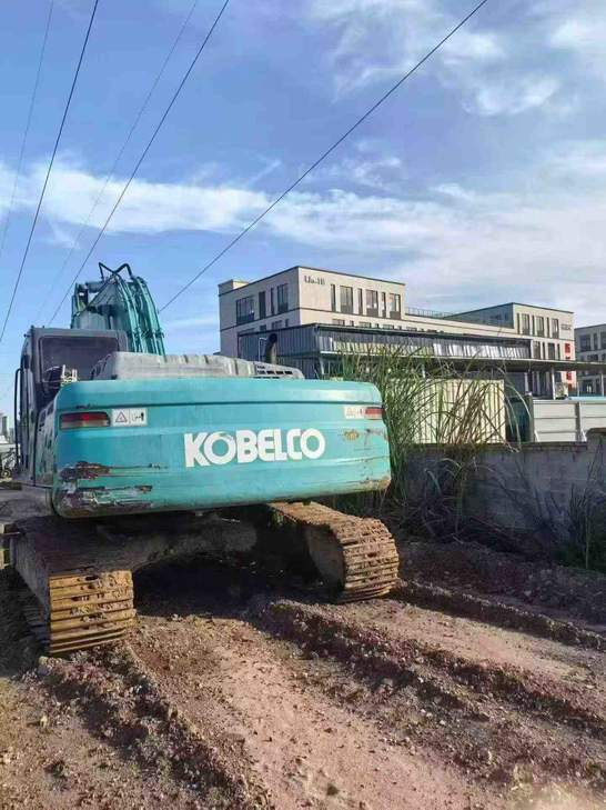 Buy Kobelco SK260 Used Excavator / 1