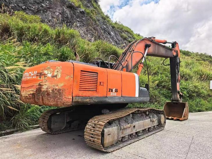 Buy Hitachi ZX330-3 Used Excavator / 1