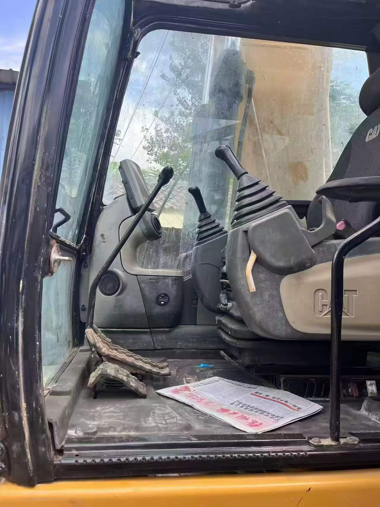 Buy Caterpillar 323 Used Excavator / 9