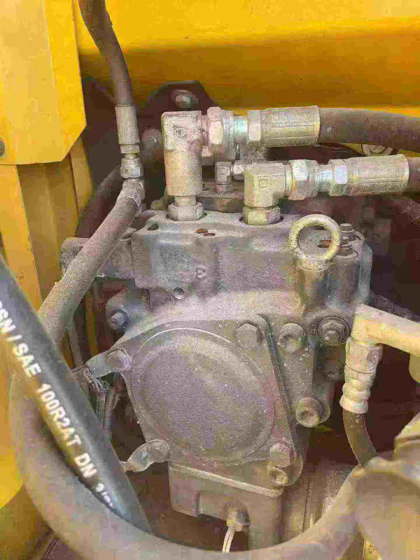 Buy Komatsu PC110-7 Used Excavator / 6