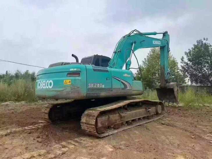 Buy Kobelco SK260 Used Excavator / 1