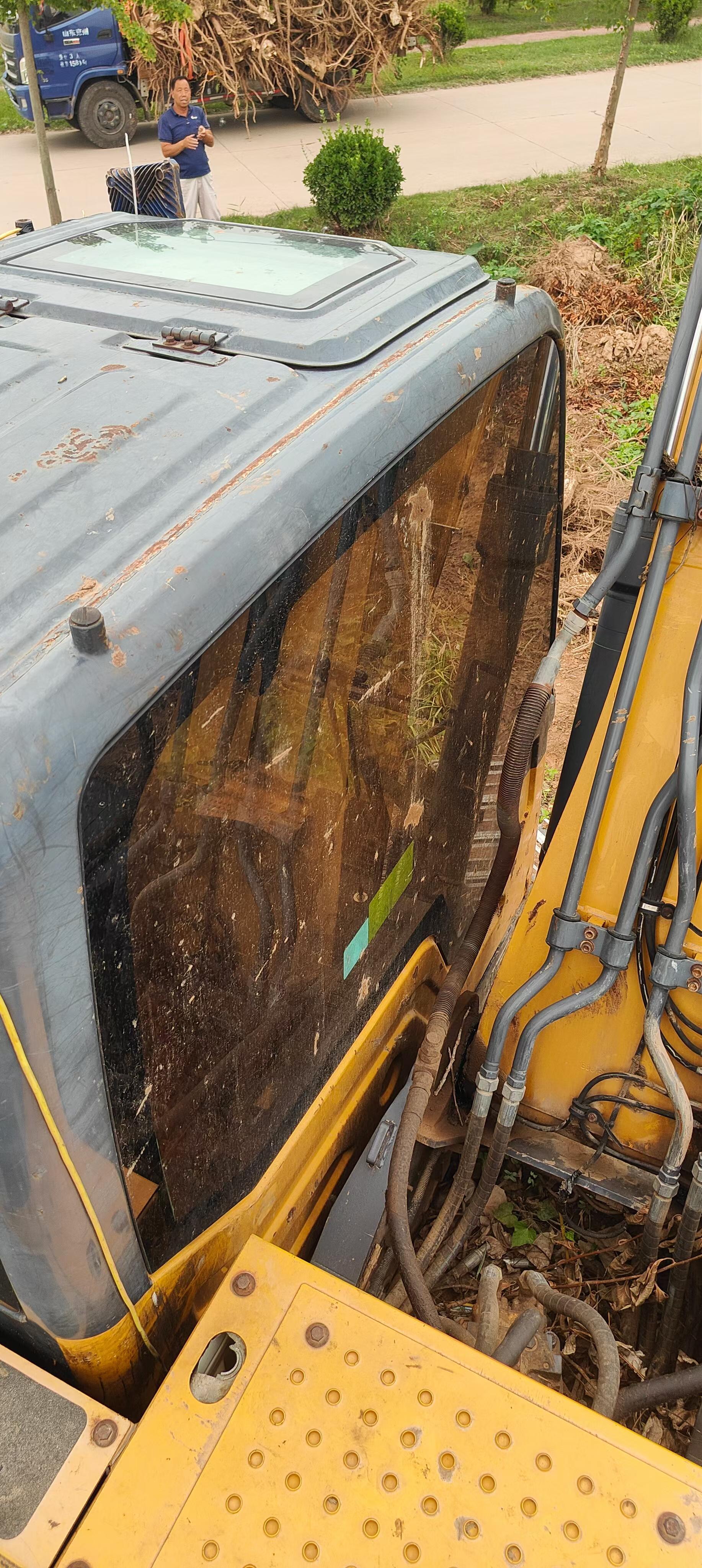 Buy XCMG XE150 Used Excavator / 5