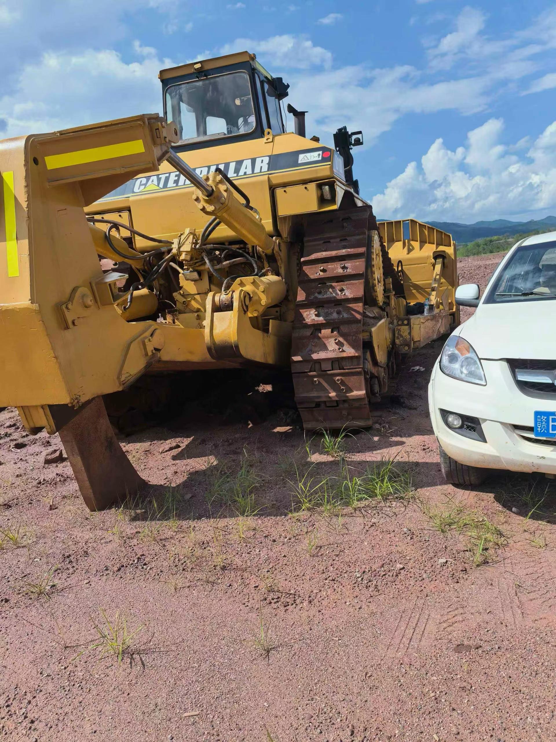 Buy Caterpillar Used Excavator / 3