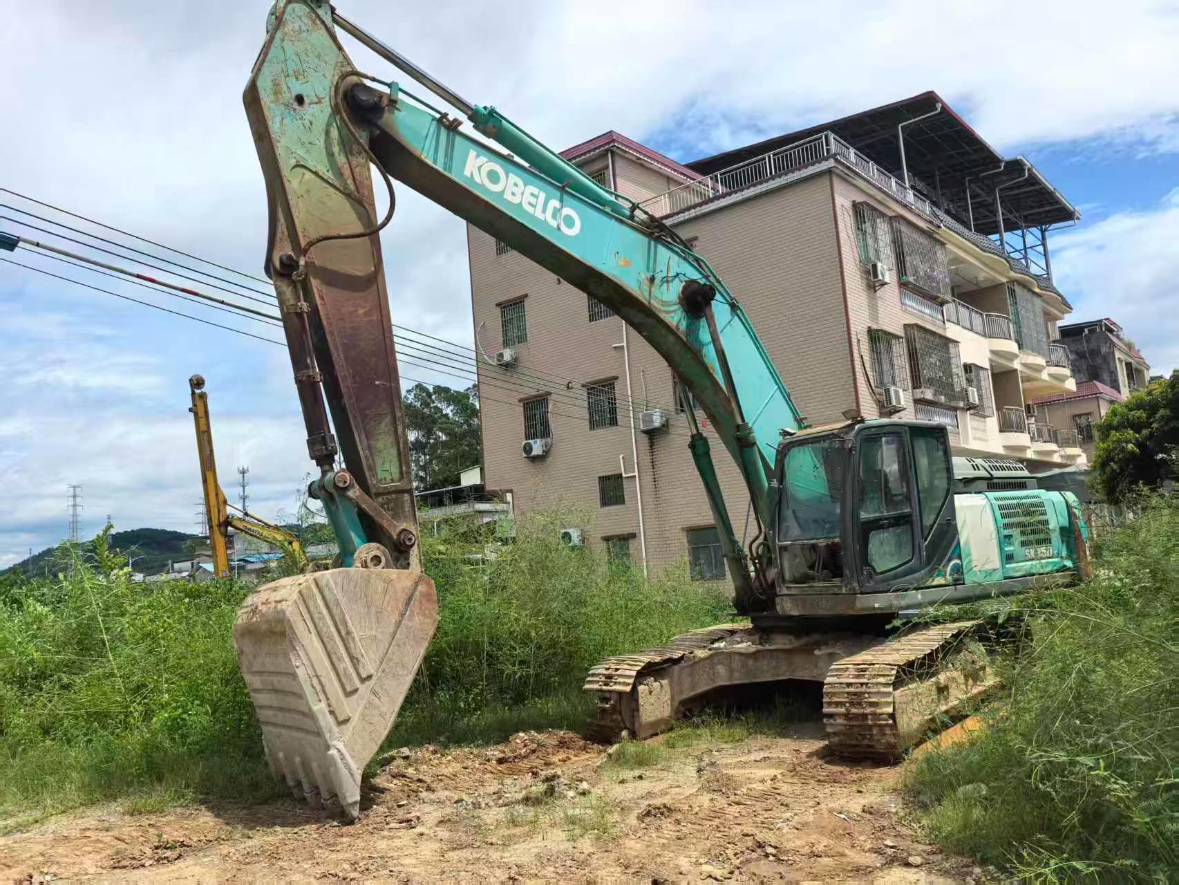 Buy Kobelco SK350-8 Used Excavator / 2
