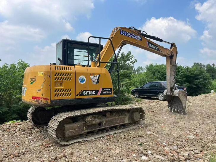 Buy Sany SY75 Used Excavator / 1