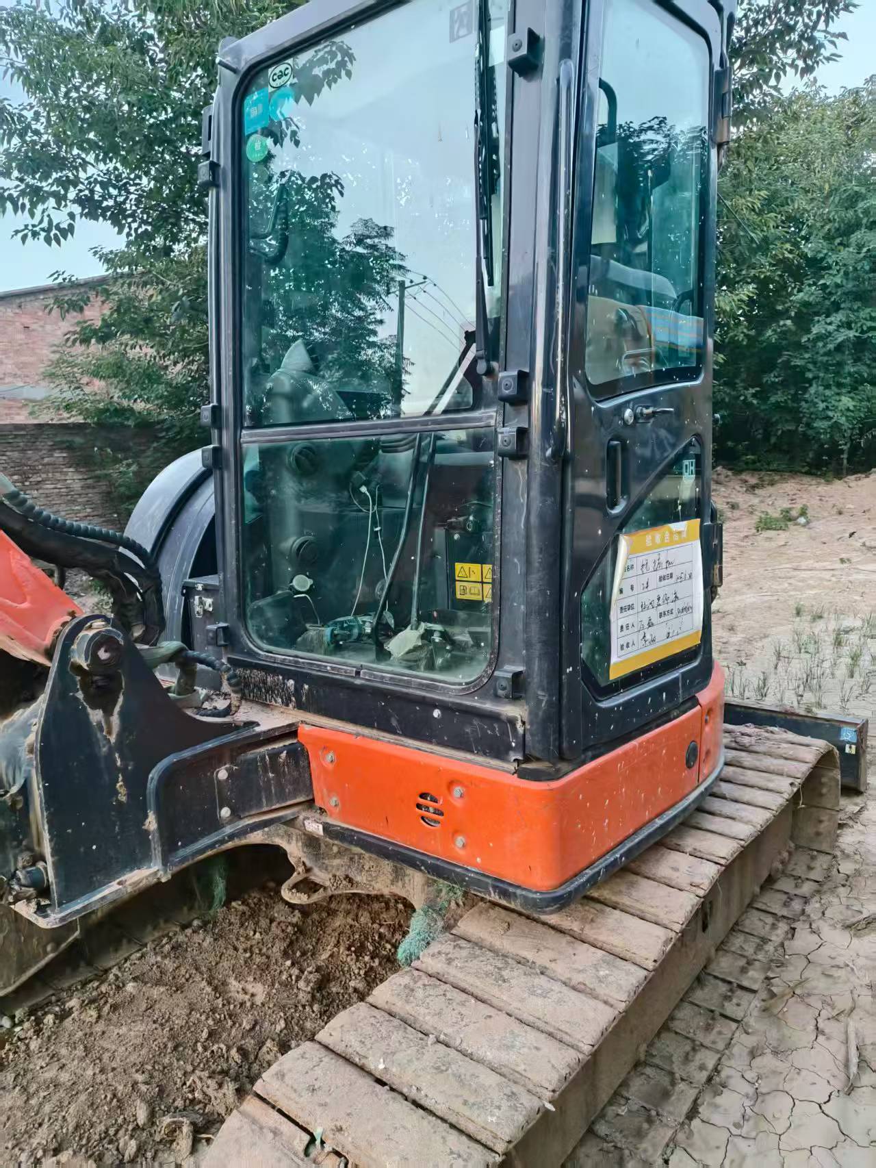 Buy Hitachi EX55 Used Excavator / 5