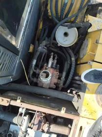Acheter Pelle Caterpillar CT85 d'occasion / 2 Acheter Pelle Caterpillar CT85 d'occasion / 2