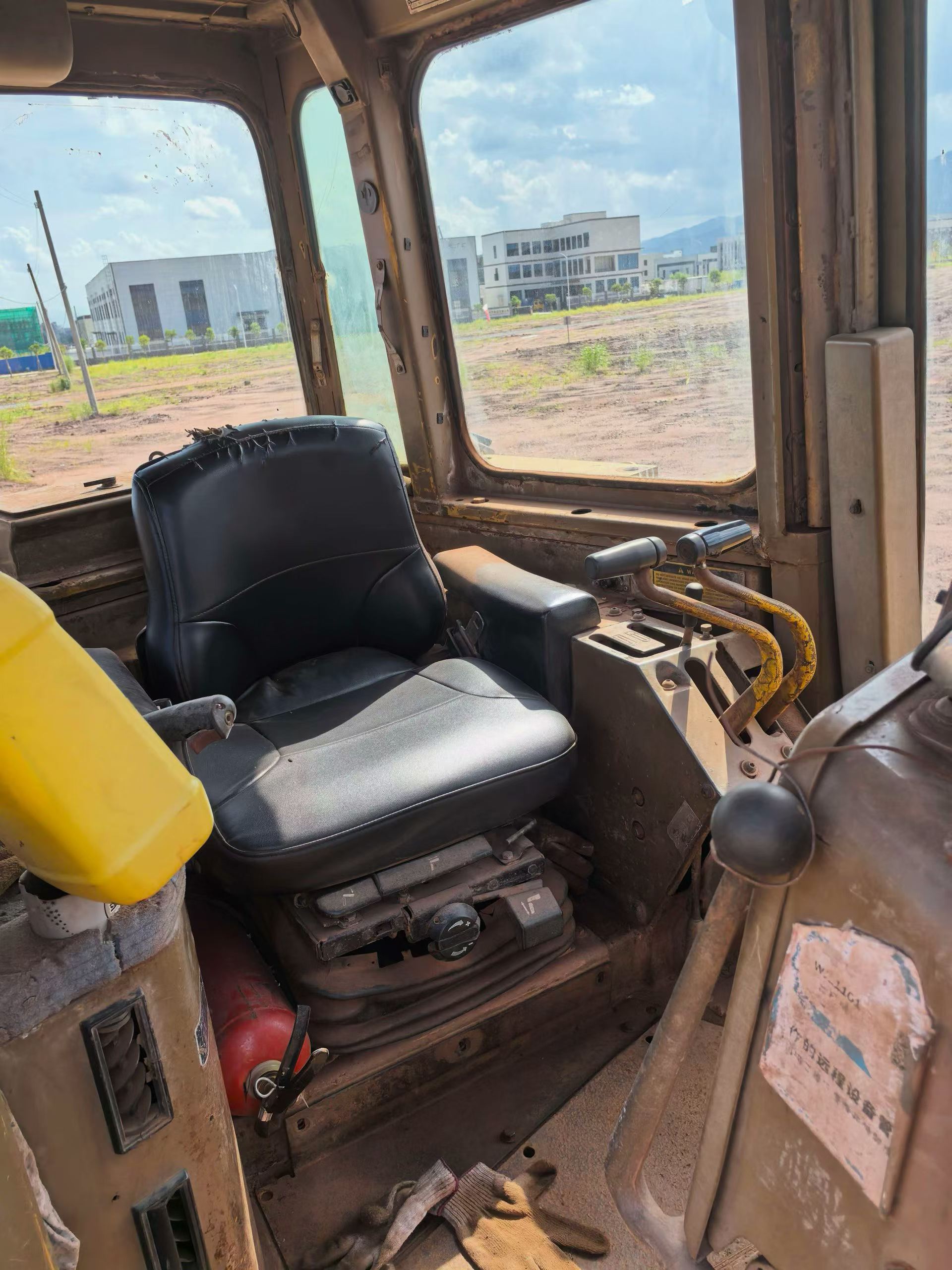Buy Caterpillar Used Excavator / 8